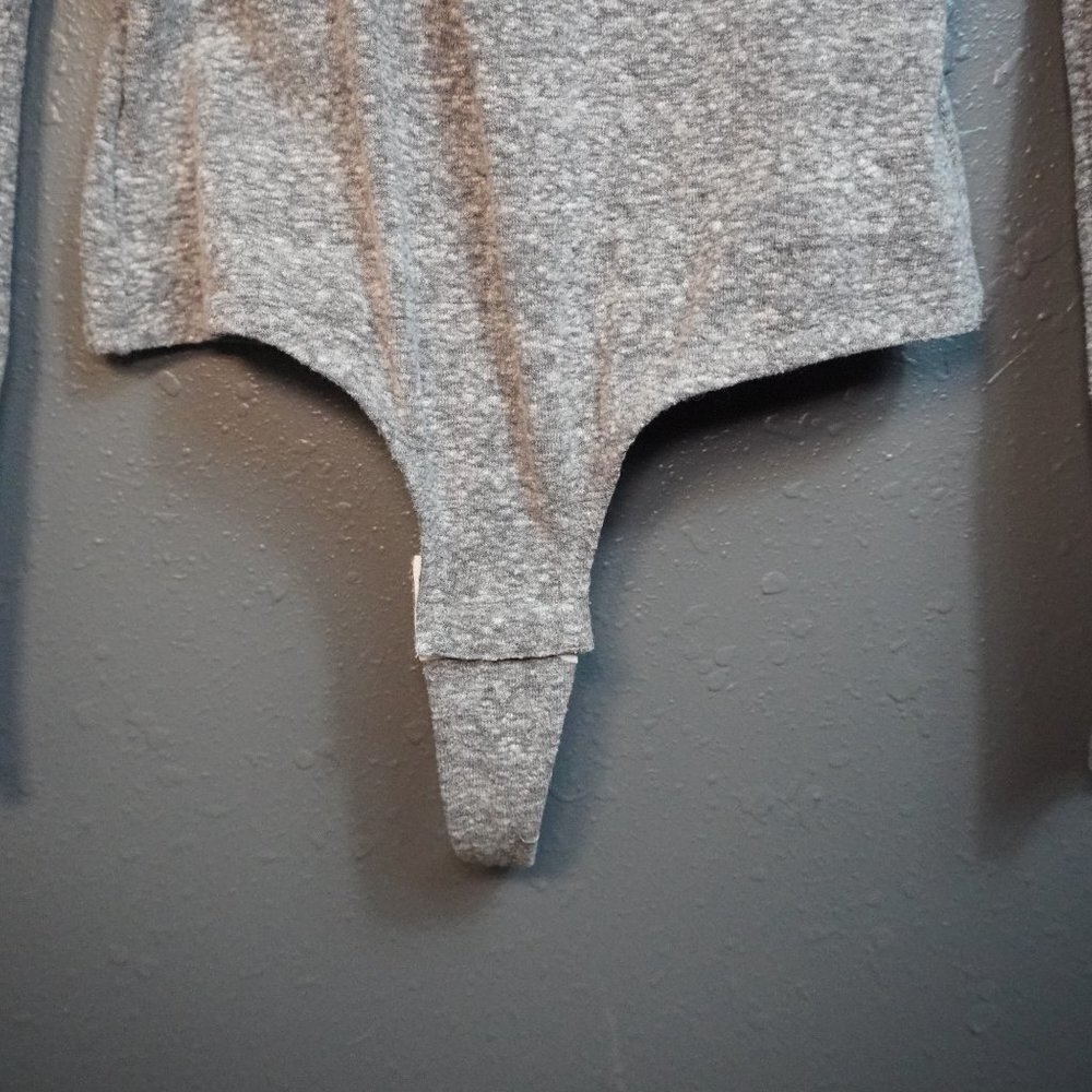 Madewell Women Heather Grey Wrap Thong V Neck Long Sleeve Bodysuit Size Medium - Picture 3 of 9